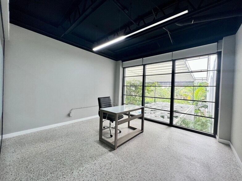 More Photos Of 441 NE 3rd Ave, Fort Lauderdale Office For Lease