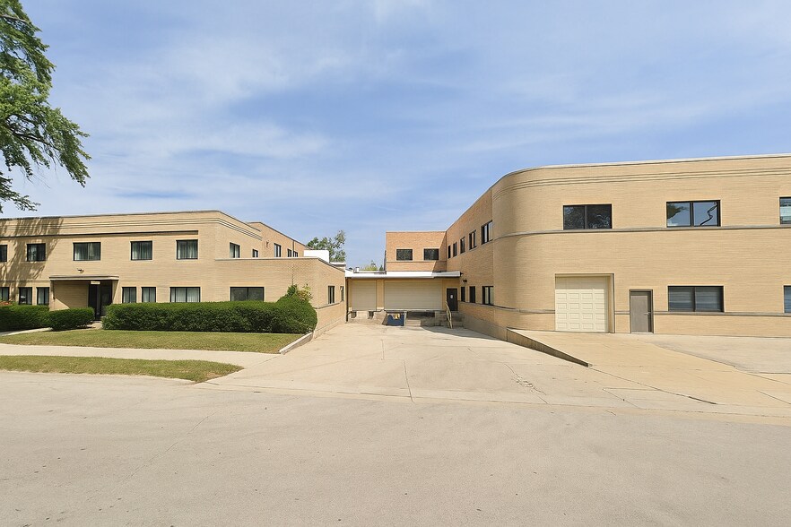 Primary Photo Of 6465 N Avondale Ave, Chicago Manufacturing For Sale