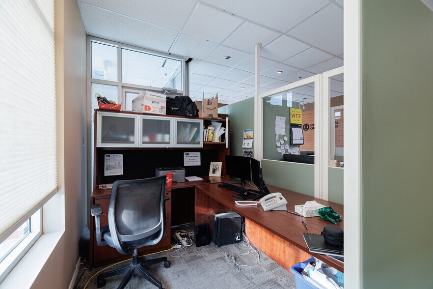 More Photos Of 6701-6777 Fairmount Dr SE, Calgary Warehouse For Lease