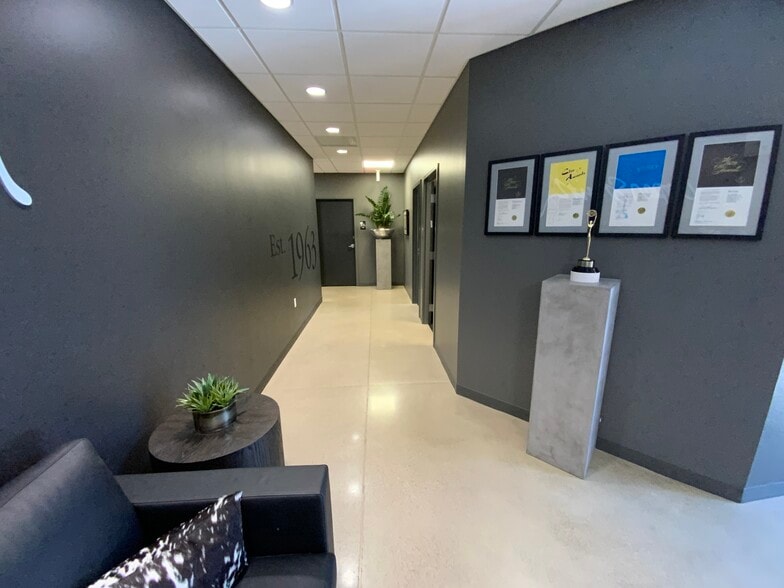 More Photos Of 3436-3500 Granite Cir, Toledo Medical For Lease