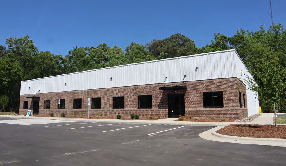 Primary Photo Of 140 Spaceway Ct, Garner Flex For Lease