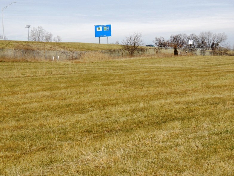 More Photos Of 7900 Brixham Rd, Rockford Land For Sale
