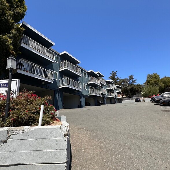 Primary Photo Of 144 Hilborn St, Vallejo Apartments For Sale