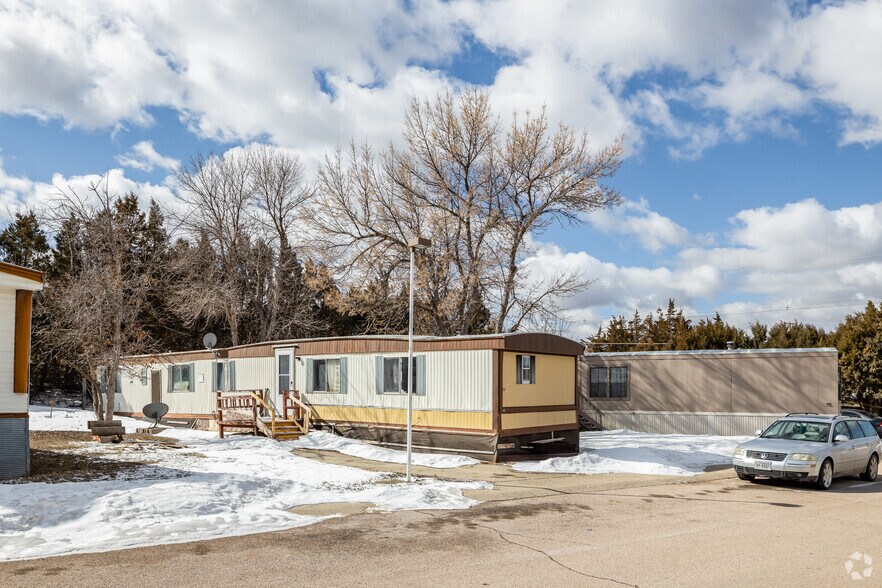 More Photos Of 1010 Maple St, Chadron Manufactured Housing Mobile Home Park For Sale