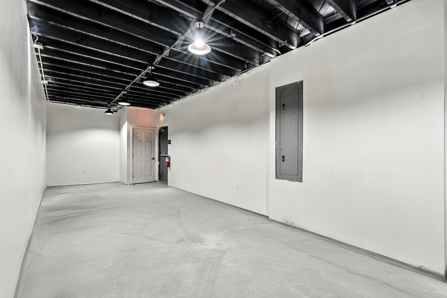 More Photos Of 1200 Kings Ave, Jacksonville Freestanding For Lease
