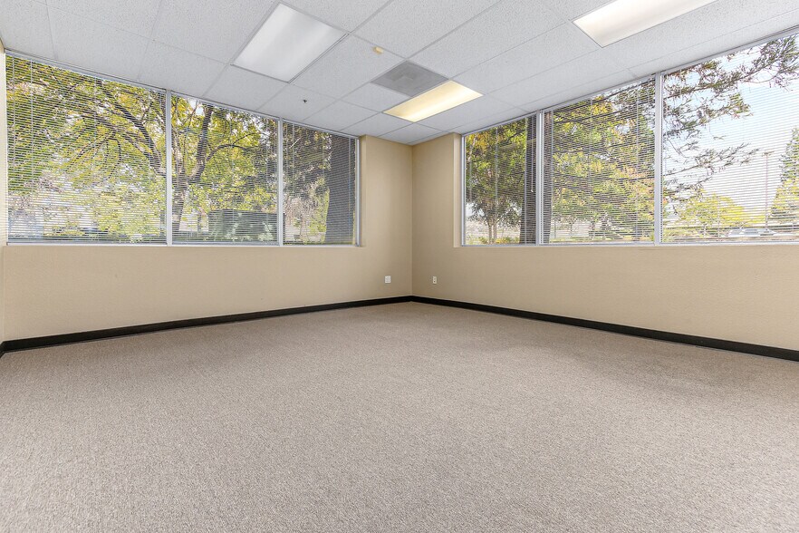 More Photos Of 5176 Hillsdale Cir, El Dorado Hills Medical For Sale