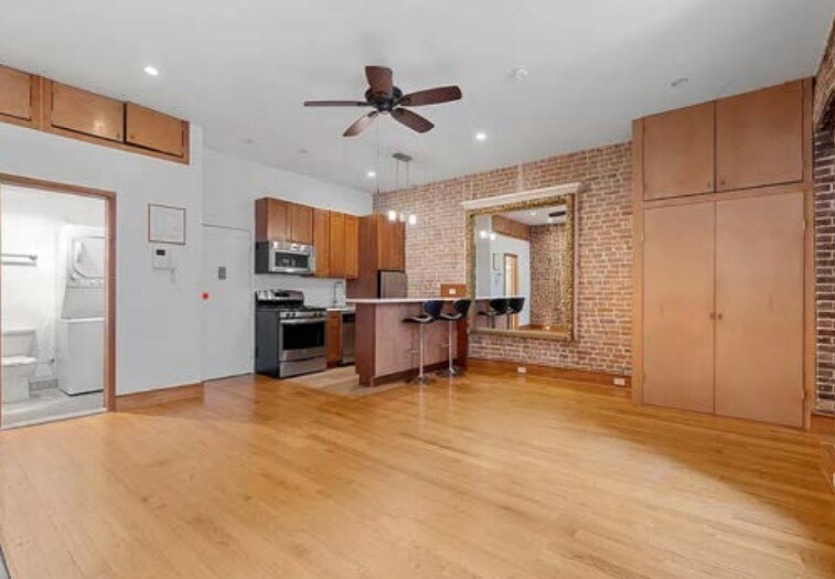 More Photos Of 125 E 39th St, New York Apartments For Sale