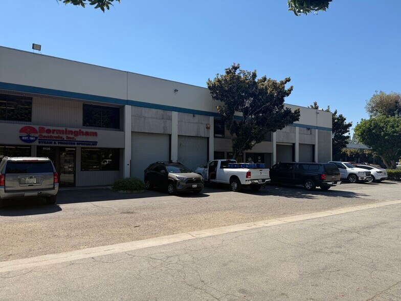 More Photos Of 11130-11150 Business Cir, Cerritos Warehouse For Lease