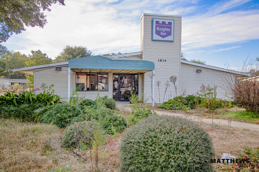 Primary Photo Of 1834 W Lucas St, Florence Multifamily For Sale