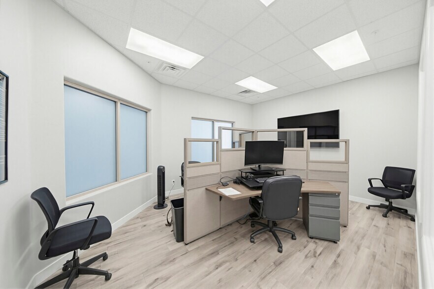 More Photos Of 349 Lake Havasu Ave S, Lake Havasu City Office For Sale
