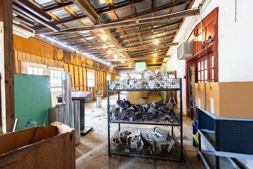 More Photos Of 1171 Main St S, Tifton Warehouse For Sale