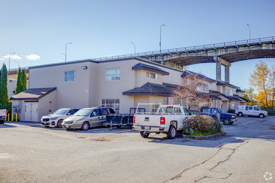 More Photos Of 9165-9173 Shaughnessy St, Vancouver Warehouse For Sale