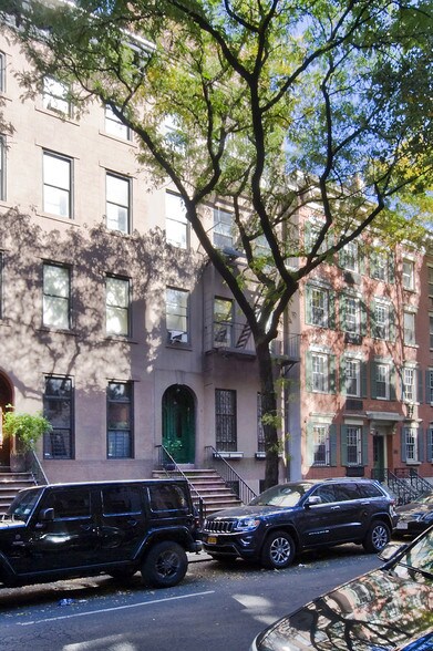 More Photos Of 237 E 31st St, New York Apartments For Lease