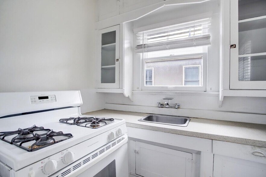 More Photos Of 1847 Harvard St, Houston Apartments For Sale