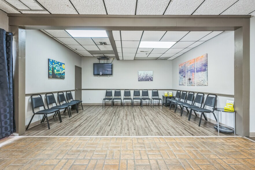 More Photos Of 2169 Commerce Blvd, Irondale Office For Sale