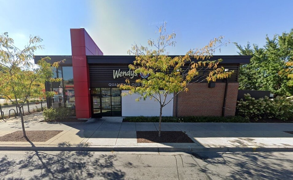 Primary Photo Of 3610 N Western Ave, Chicago Fast Food For Lease