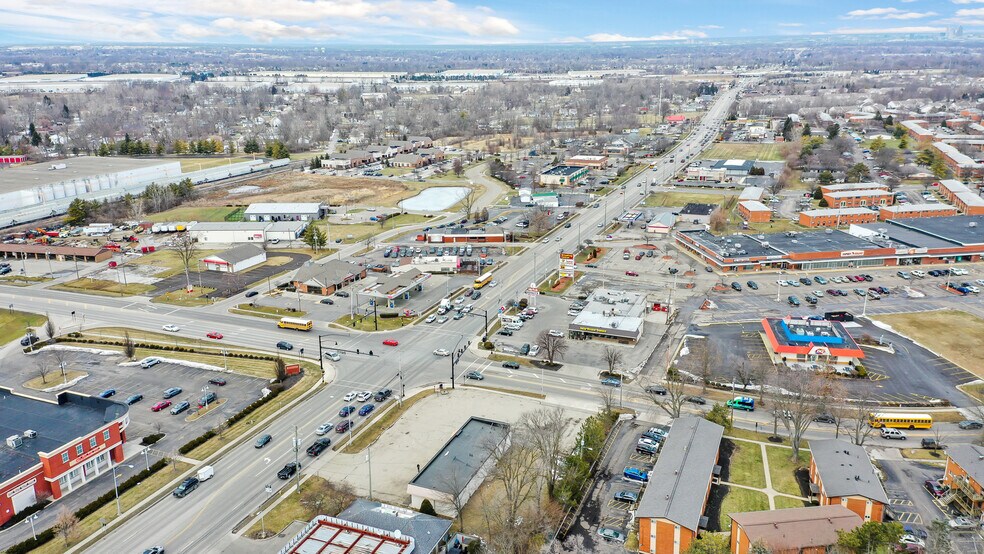 More Photos Of 3586 Broadway, Grove City Storefront Retail Office For Sale