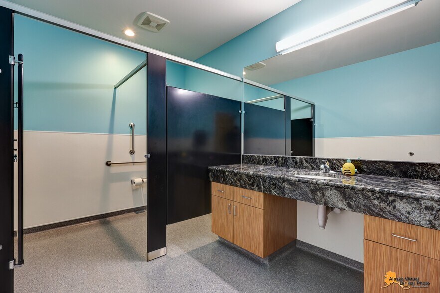 More Photos Of 1075 S Inner Springer Loop, Palmer Industrial For Sale