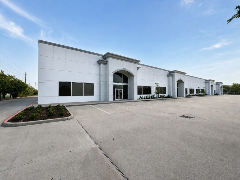 More Photos Of 12560 Reed Rd, Sugar Land Light Manufacturing For Lease