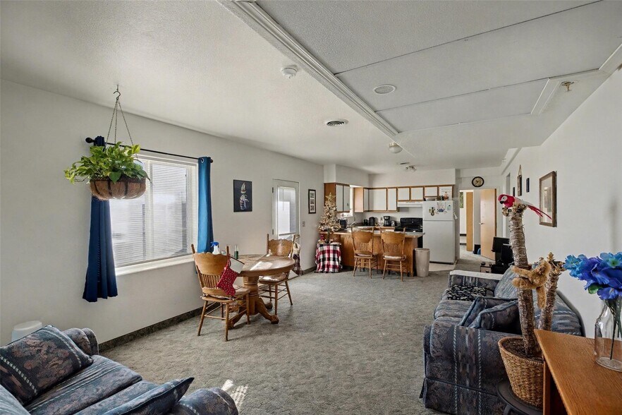 More Photos Of 305 46th St N, Great Falls Apartments For Sale