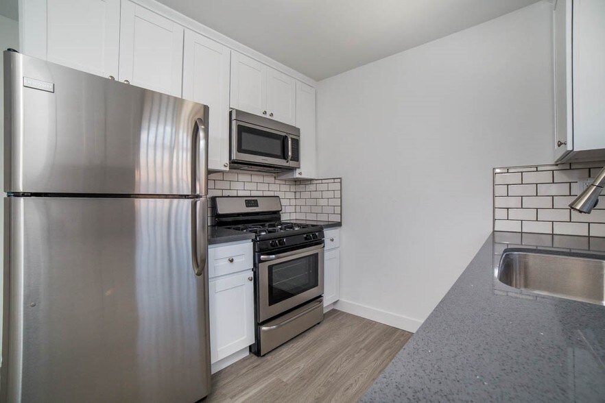 More Photos Of 508 N Ardmore Ave, Los Angeles Apartments For Sale