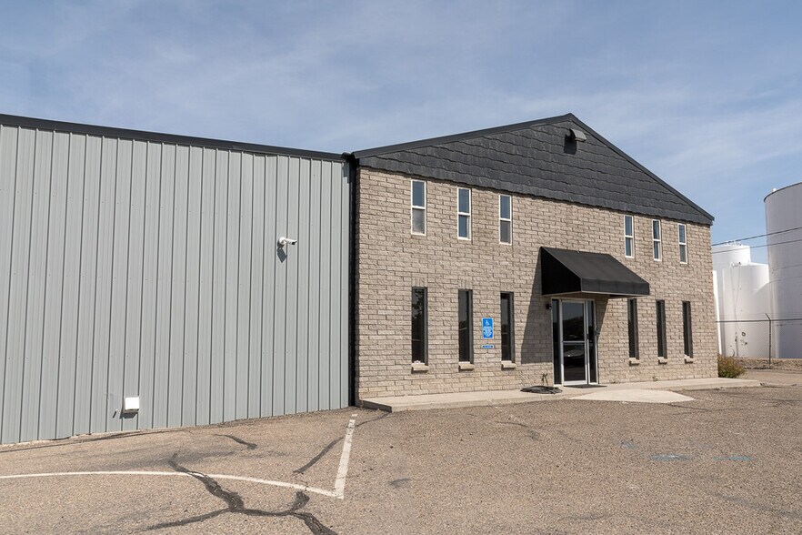 More Photos Of , Ontario Unknown For Sale