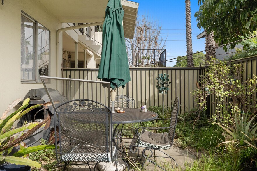 More Photos Of 3728 Redondo Beach Blvd, Torrance Apartments For Sale