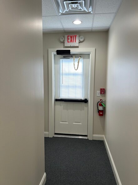 More Photos Of 350 N Main St, Chalfont Medical For Lease
