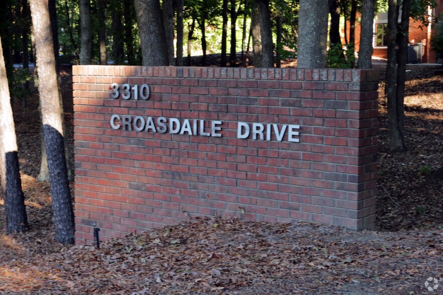 More Photos Of 3310 Croasdaile Dr, Durham Office For Lease