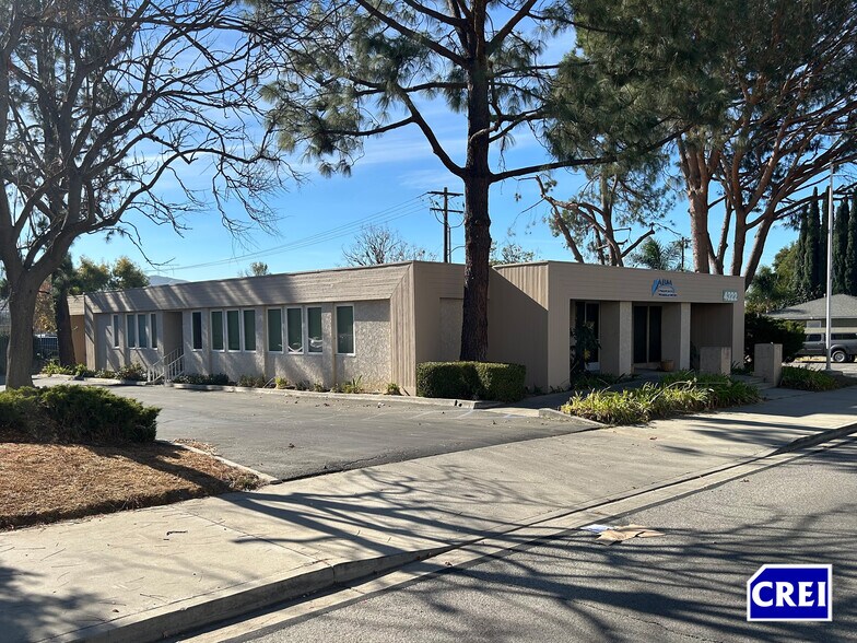 More Photos Of 4322 Eileen St, Simi Valley Medical For Lease