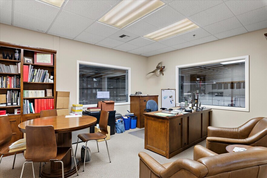 More Photos Of 21021 66th Ave W, Lynnwood Manufacturing For Sale