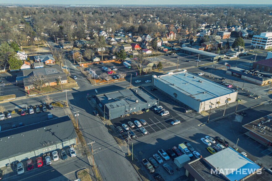 More Photos Of 1836 Broadway St, Paducah Medical For Sale