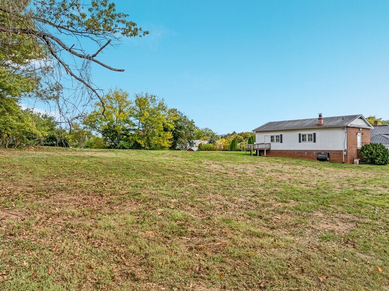 More Photos Of West Locust Street, Woodstock Land For Sale