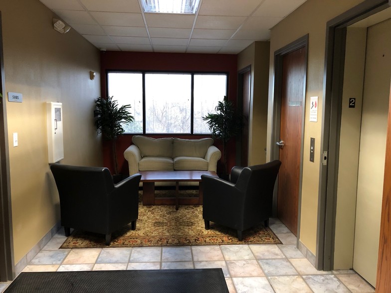 More Photos Of 3710 Sinton Rd, Colorado Springs Office For Lease