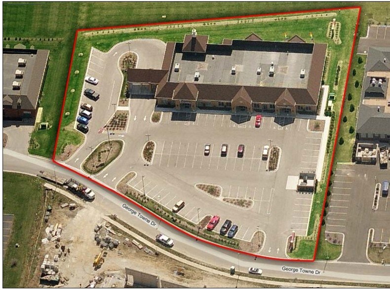 More Photos Of 1230 George Towne Dr, Pewaukee Freestanding For Lease
