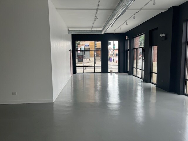 More Photos Of 1659 W Chicago Ave, Chicago Apartments For Lease