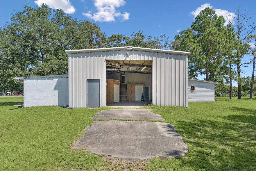 More Photos Of 26754 US-82, Waynesville Light Distribution For Sale