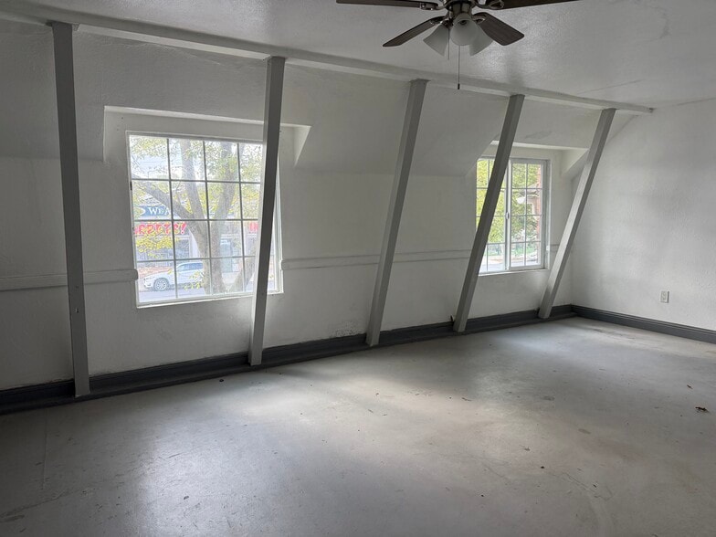 More Photos Of 315 N Sierra Nevada St, Stockton Religious Facility For Lease