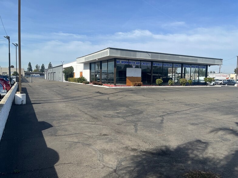 Primary Photo Of 1757-1761 Fulton Ave, Sacramento Auto Dealership For Lease