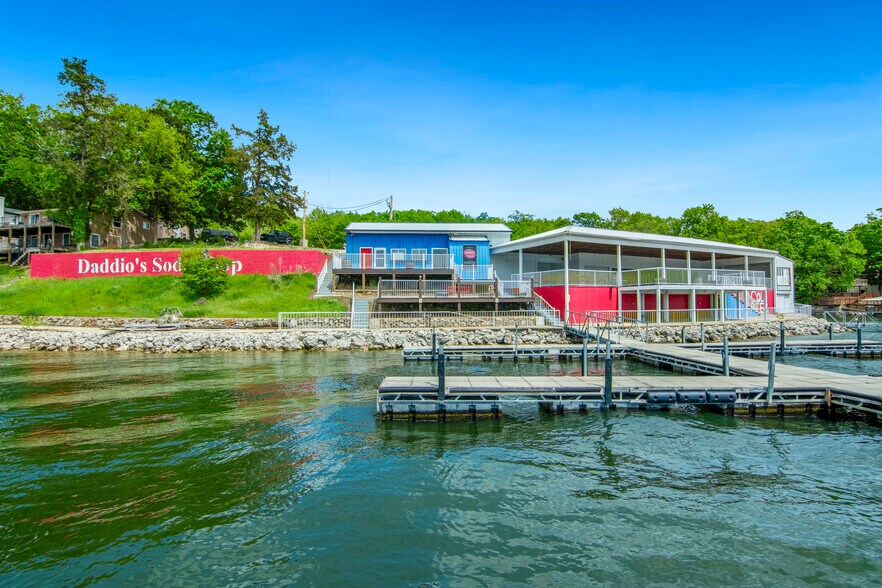 More Photos Of 27485 Cross Ln, Barnett Restaurant For Sale