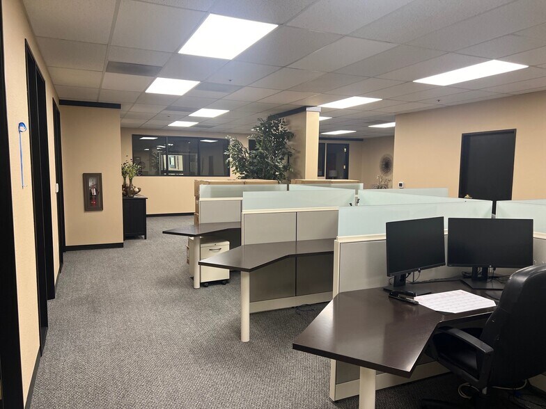 More Photos Of 588 San Ramon Valley Blvd, Danville Office Residential For Lease