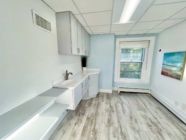 More Photos Of 1051 Beacon St, Brookline Medical For Sale