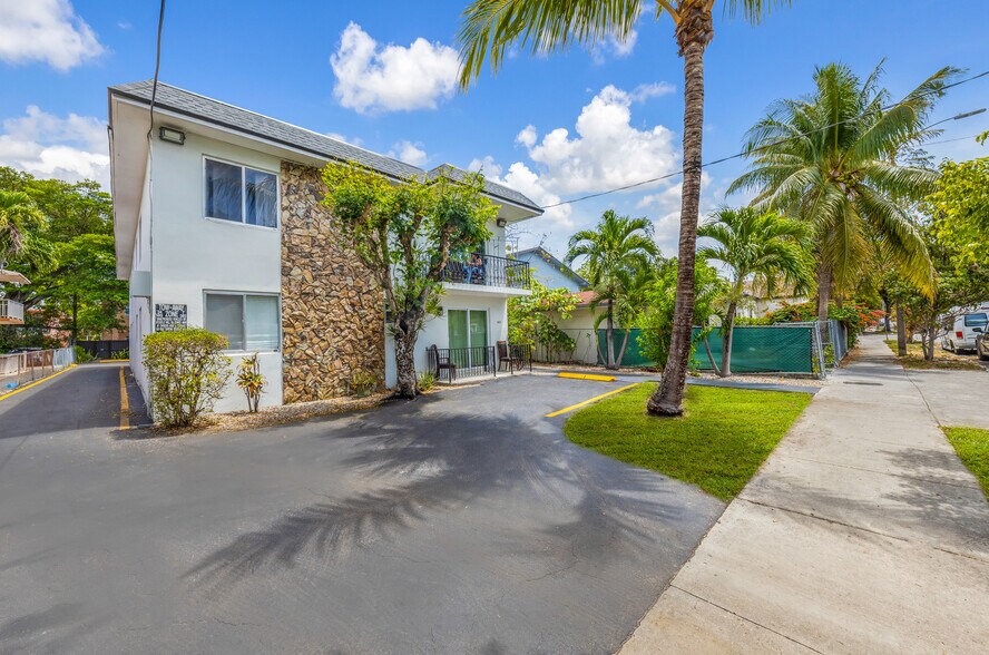 Primary Photo Of 1021 NW 5th St, Miami Apartments For Sale