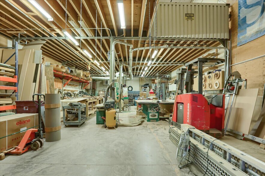More Photos Of 7390 S Fraser St, Centennial Warehouse For Sale