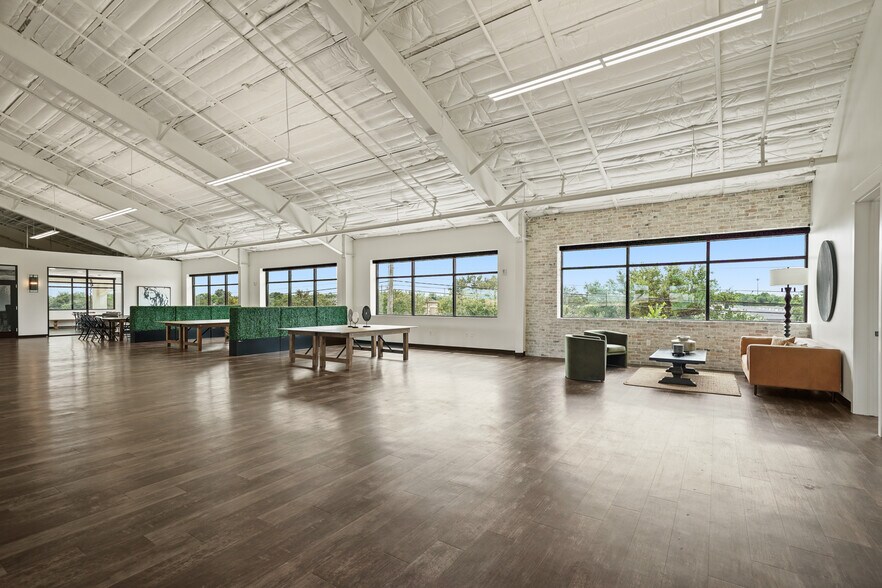 More Photos Of 4300 FM 2351 Rd, Friendswood Office For Lease