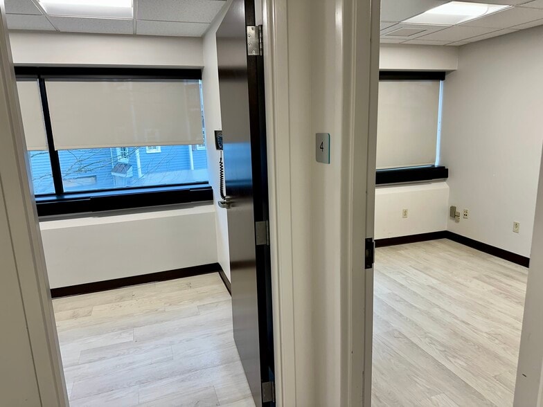 More Photos Of 148 East Ave, Norwalk Medical For Sale