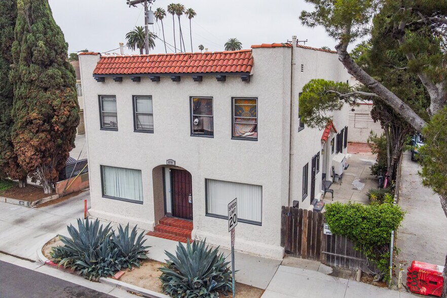 More Photos Of 679 Obispo Ave, Long Beach Apartments For Sale