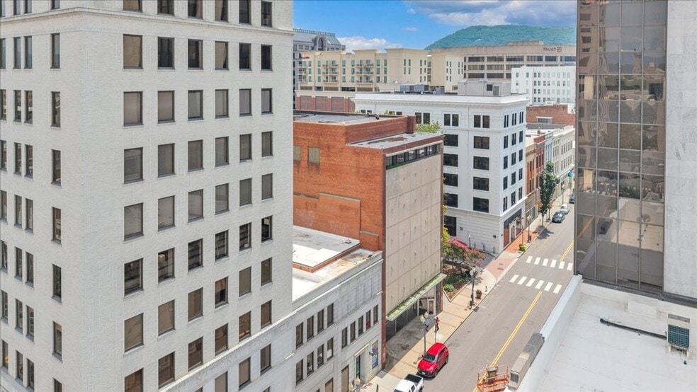 More Photos Of 210 S Jefferson St, Roanoke Loft Creative Space For Sale