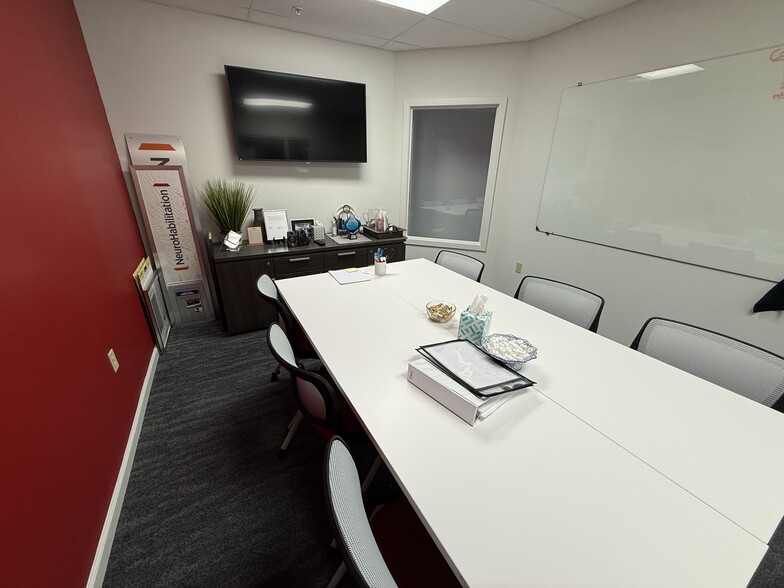 More Photos Of 642 Newtown Yardley Rd, Newtown Office For Lease