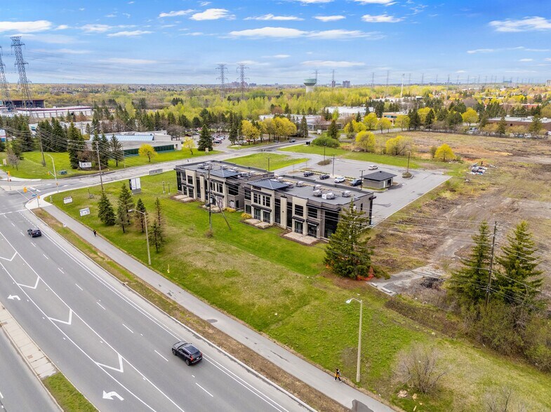 More Photos Of 2500 St. Laurent Blvd, Ottawa Medical For Sale